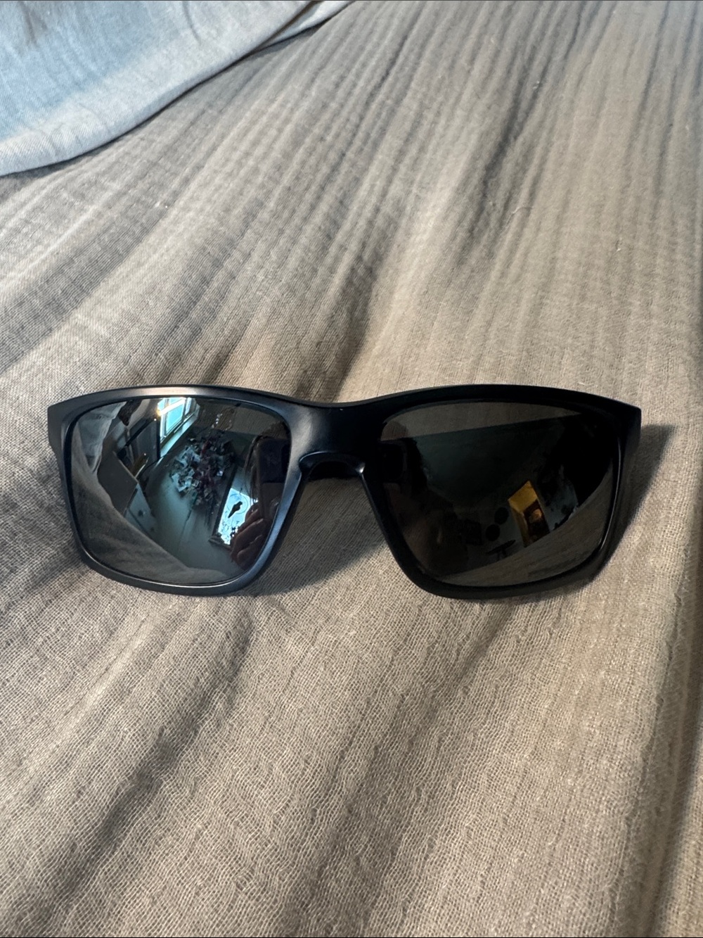 Men's Oakley mainlink Black Polarized Swim Sunglasses